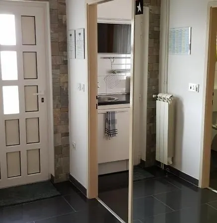 I Majoli Apartman Kukuljanovo